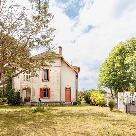 Lingaillat, Au Coeur D'un Parc