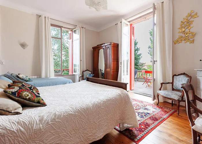 Lingaillat, Au Coeur D'un Parc *